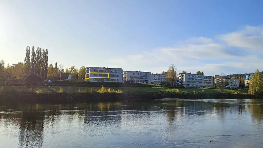 Älvgatan 2 med utsikt mot Ångermanälven