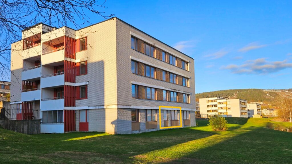 Liten hyresrätt vid älven i Sollefteå på Djupövägen 25 B lgh 0902 med gångavstånd till GB-skolan och I21