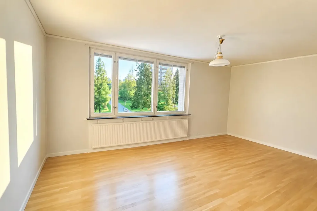 Ledig lägenhet - hyresrätt - i Sollefteå med 2 Rok på Älvtorpet, vardagsrummet utan möbler