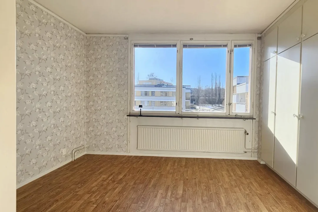 Ledig lägenhet med 4 Rok vid Ångermanälven i Sollefteå på Djupövägen 21 B - sovrum 1