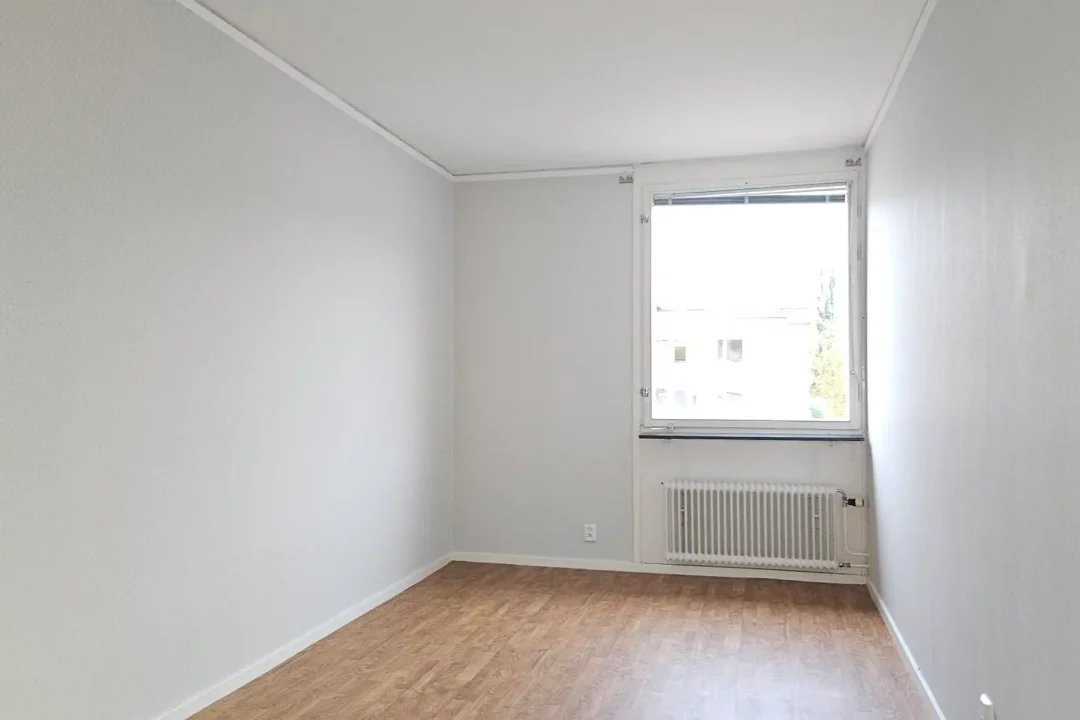 Ledig lägenhet med 4 Rum och kök vid Ångermanälven i Sollefteå på Djupövägen 21 B - sovrum 3