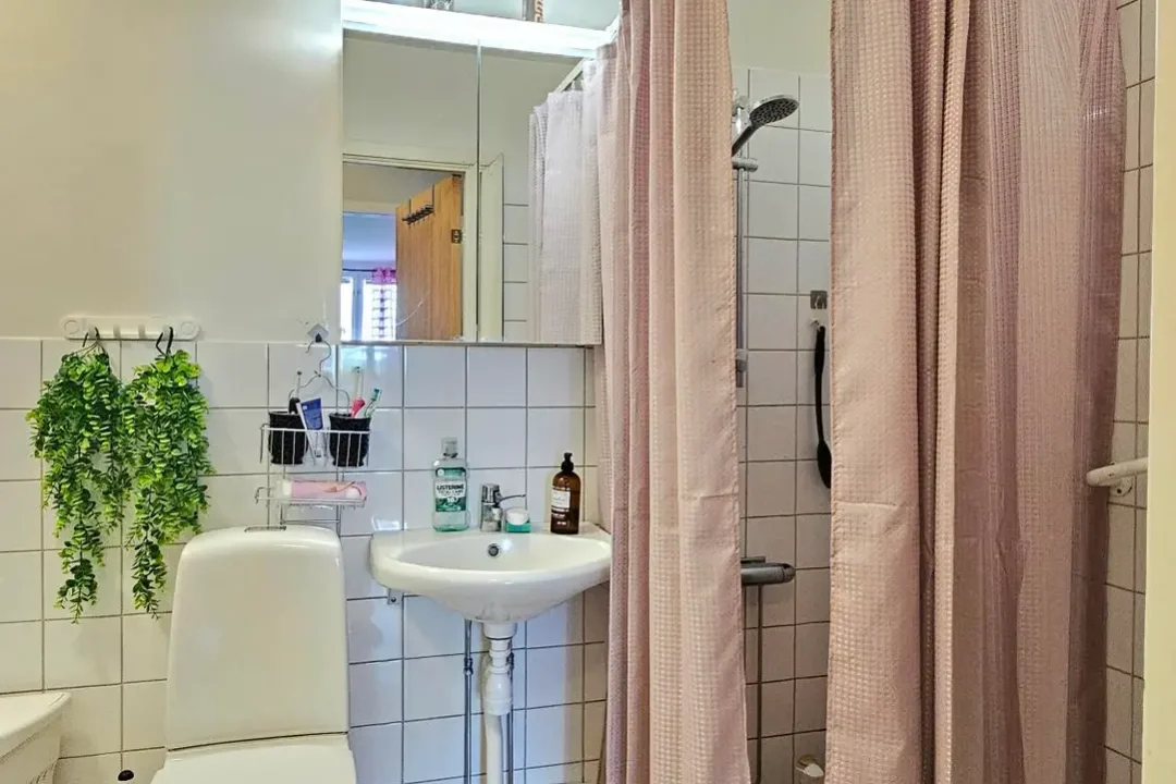 Trevligt badrum i ledig lägenhet i Sollefteå - Älvtorpet